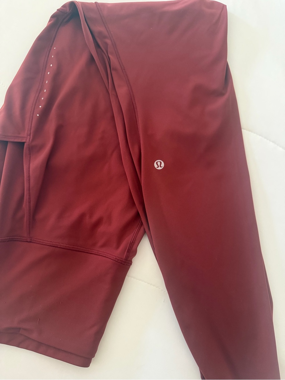 LULULEMON rockwood leggings size 12 28” w/pockets like new!!